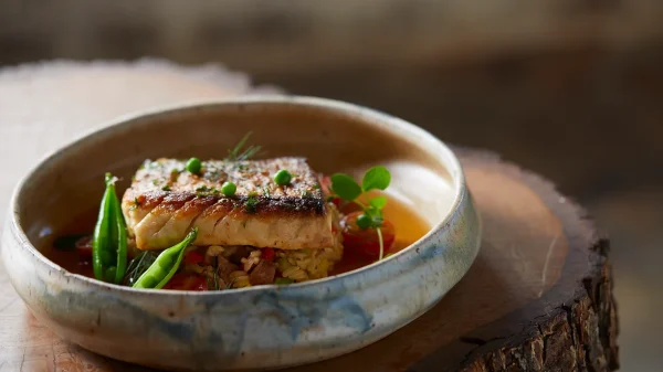 Private tours to Pier One, Seafood Restaurant Bar And Night Life, Howard Cooke